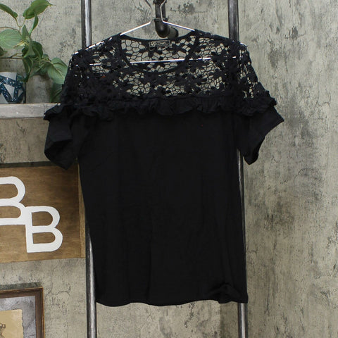 DG2 by Diane Gilman Women's Crochet and Ruffle Shirt Black Medium