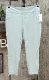 Utopia by HUE Women's Plus Size Flawsome Dreamy Denim Capri Pants