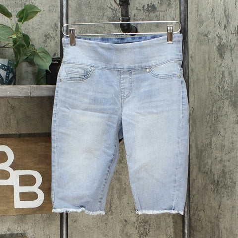 DG2 by Diane Gilman Classic Stretch Pull On Bermuda Shorts Chambray Petite XS