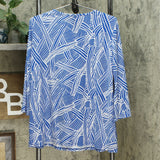 Antthony Women's Smooth Sports Printed Top With Button Detail Blue Large