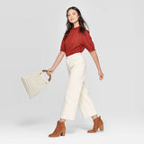 Universal Thread Women's High Rise Regular Fit Crop Jeans Cream 16