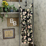 NWT Who What Wear Women's Floral Print Sleeveless Dress. WD-847 Medium