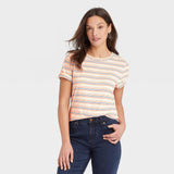 Universal Thread Women's Short Sleeve T-Shirt