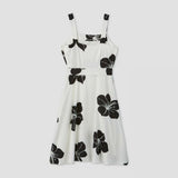 NWT Who What Wear Women's Floral Print Sleeveless Dress. WD-847 Medium