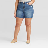 Universal Thread Women's Plus Size High-Rise Boyfriend Jean Shorts 564089