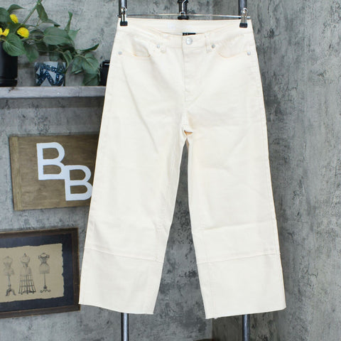 DG2 by Diane Gilman Women's Straight Leg Stretch Jeans Ivory 8