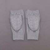 Under Armor Women's Around Town Flip Top Cable Knit Mittens Gray L/XL