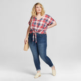 Universal Thread Women's Plus Size Washed Denim Jeggings