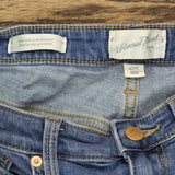 Universal Thread Women's High-Rise Slim Straight Fit Jeans Blue 4