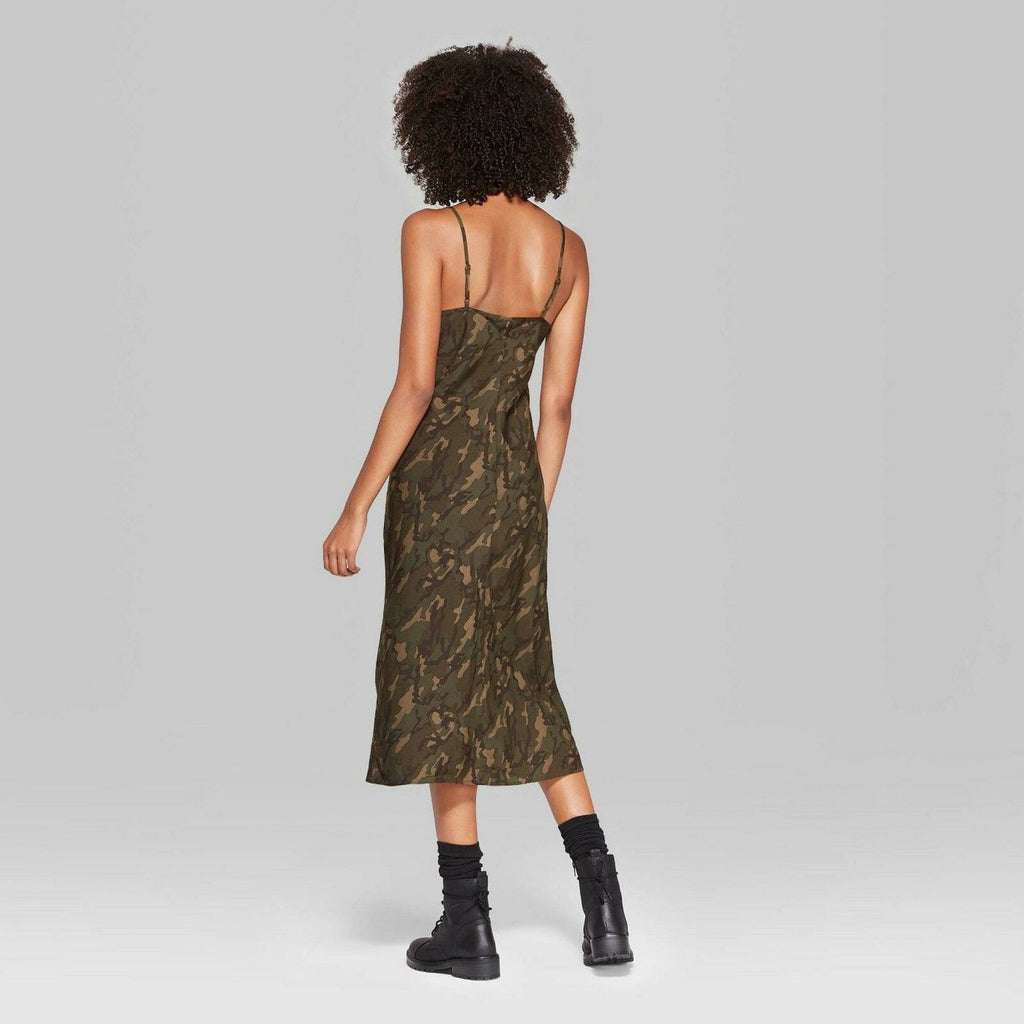 Wild Fable Women's Camo Print Sleeveless V-Neck Midi Slip Dress –  Biggybargains