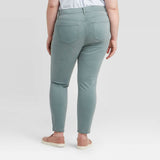 Ava & Viv Women's Plus Size Mid Rise Skinny Jeans