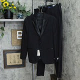 NWT Kenneth Cole Reaction Techni-Cole Peak Lapel Tuxedo. 42S 35x32
