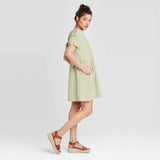 Universal Thread Women's Short Sleeve Gauze Smocked Shift Dress