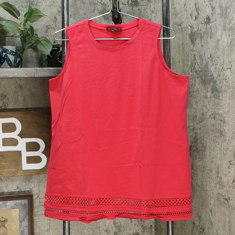 DG2 by Diane Gilman Women's Crochet Trim Tank Top Red Large